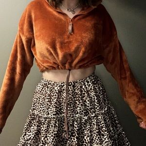 Drawstring cropped sweater